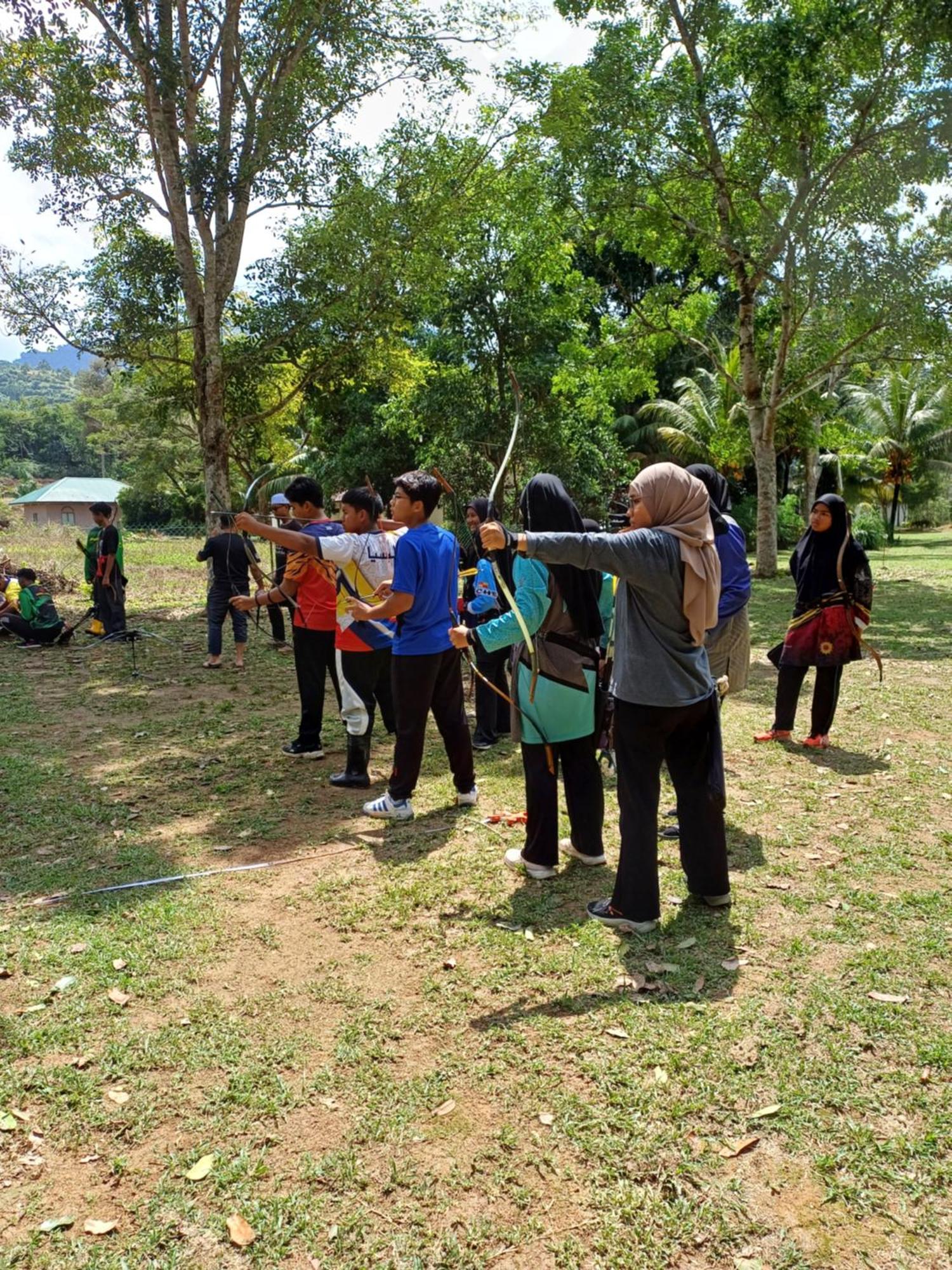 Lemuni Retreat & Training Centre - Kerling, Selangor Hotel Buitenkant foto