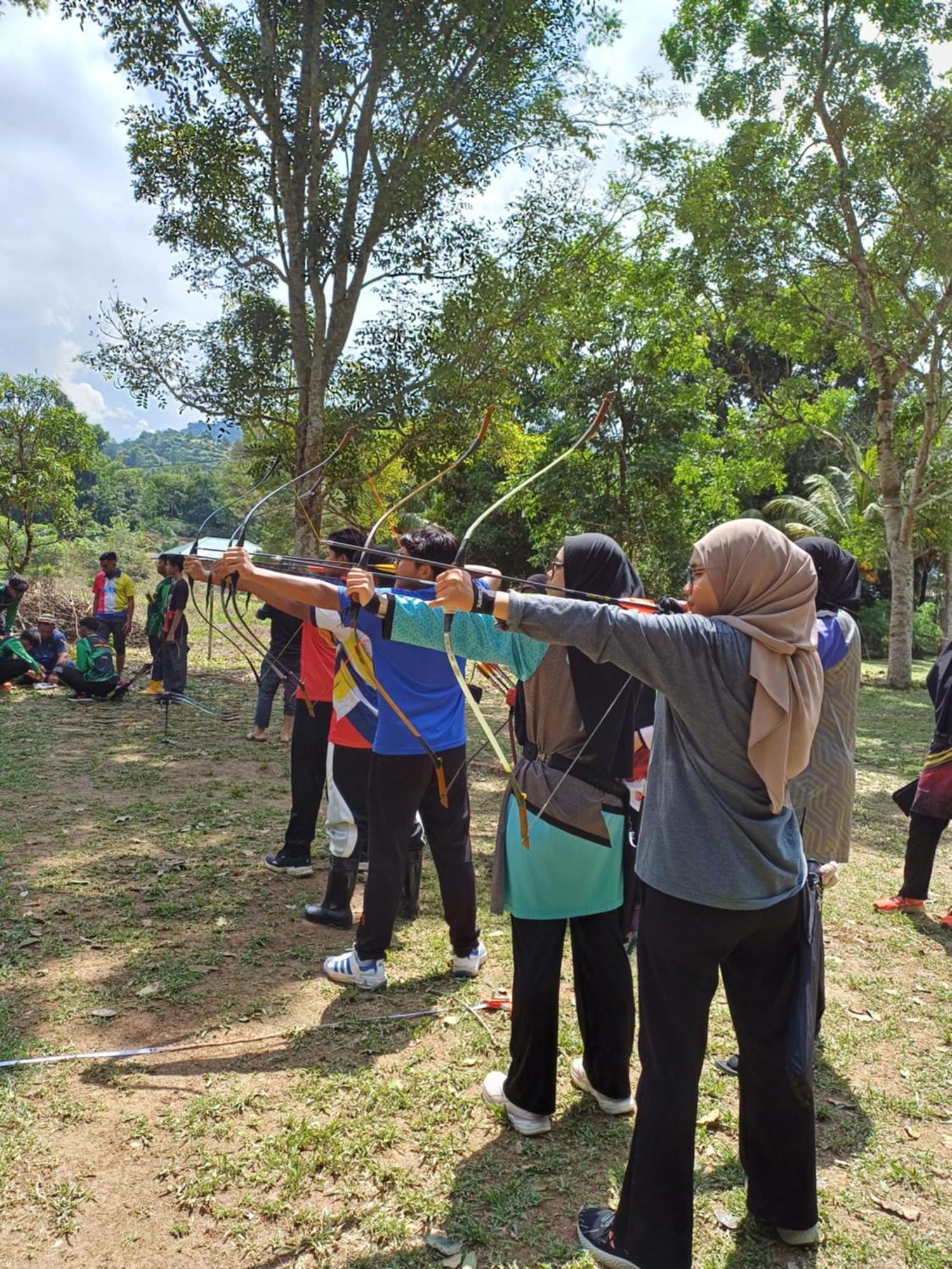Lemuni Retreat & Training Centre - Kerling, Selangor Hotel Buitenkant foto